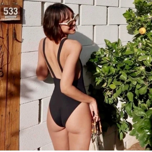 Andie Swim Montauk One Piece - Black - Picture 2 of 10